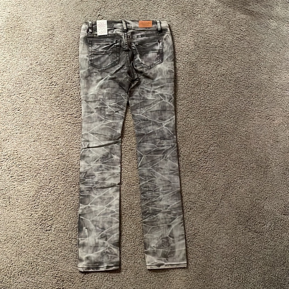 Jeans - Picture 2 of 8